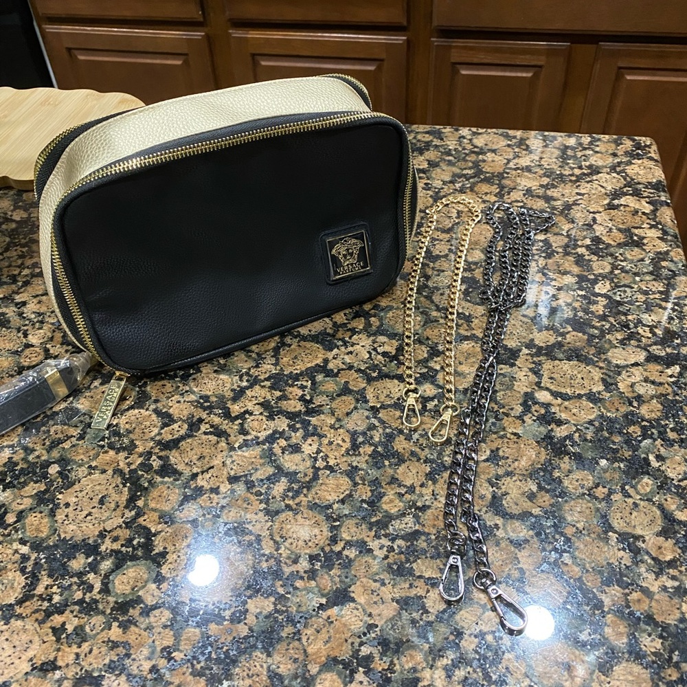 Versace Large Toiletry Bag And Chains Gem